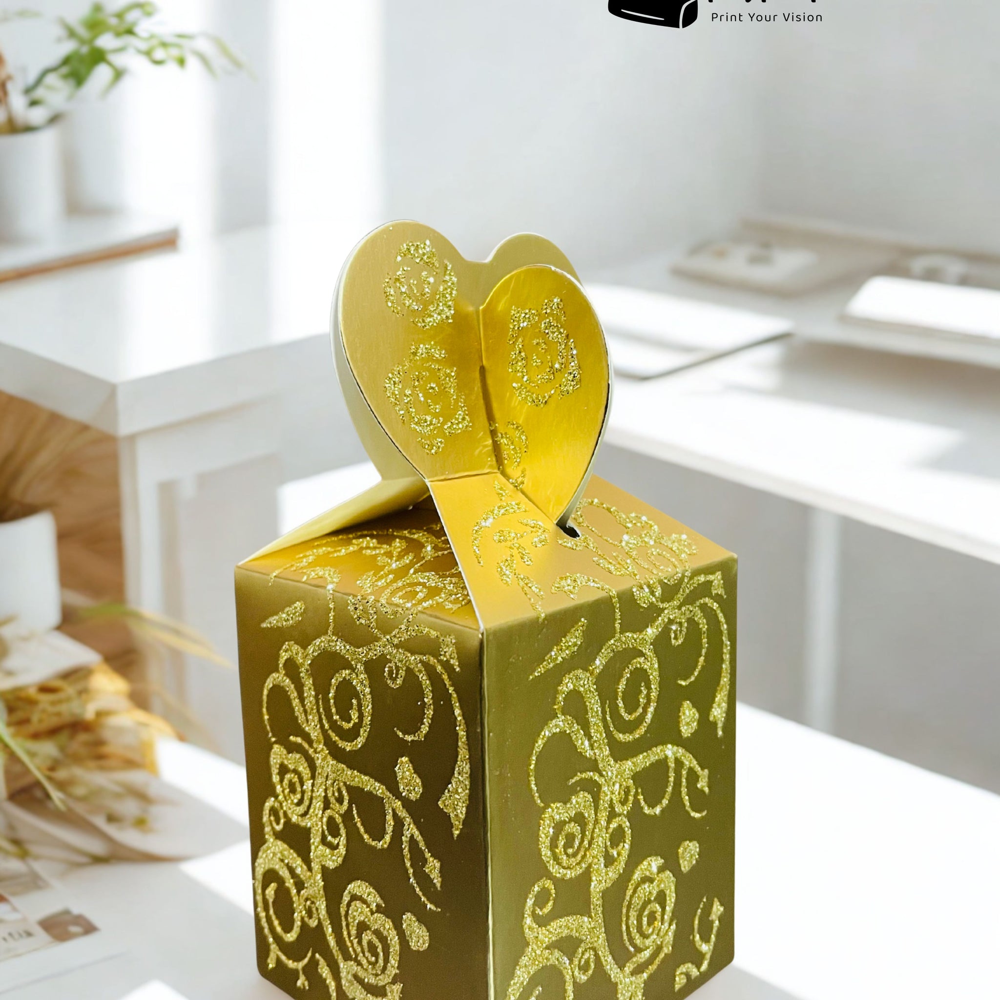 Golden Heart-Top Favor Box